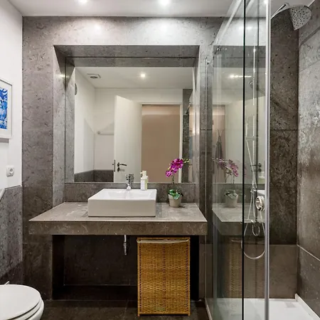 Chiado Mercy Ii * Lissabon